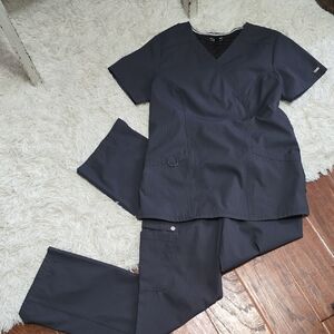 Elle Women's Dark Gray Scrub Set